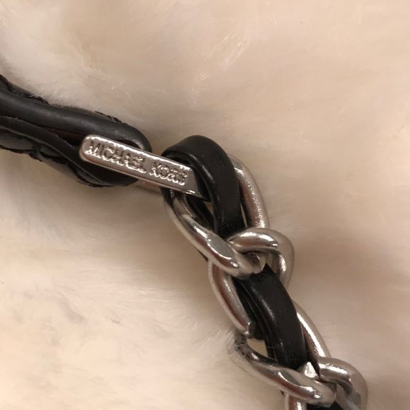 Michael Kors belt - Picture 3 of 8